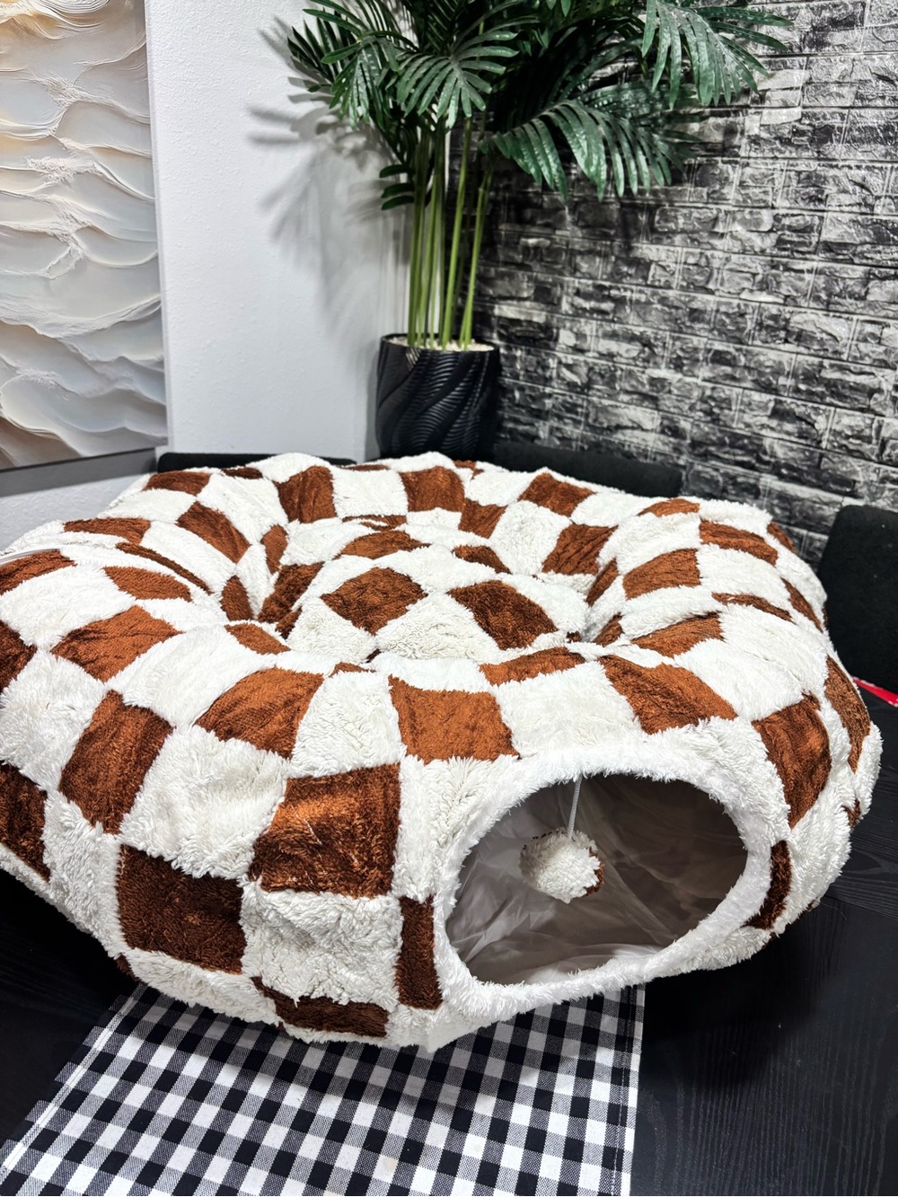 Cozy Checkerboard CAT TUNNEL AND BED with Hideaway - Brown & White 🐾🏁😍